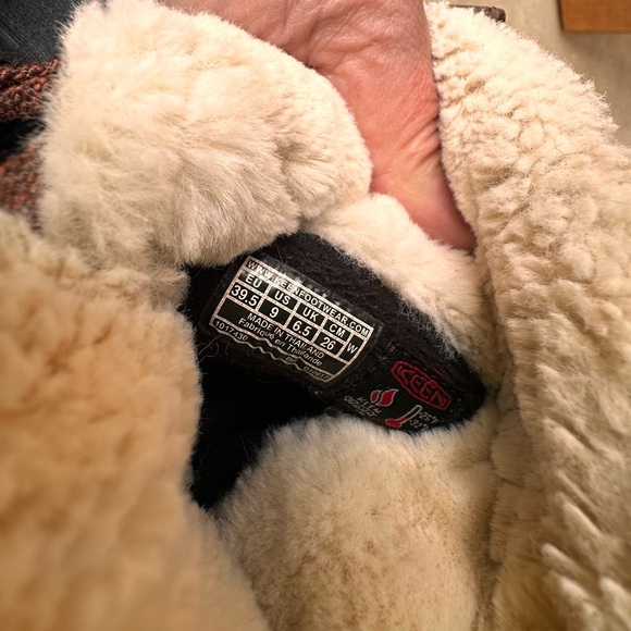 Keen Tan Waterproof Boots with Wool Accents - Picture 9 of 11